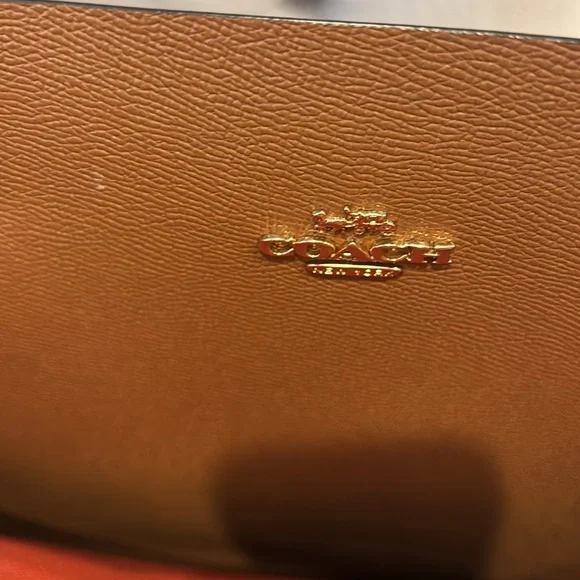 Authentic Coach Ivory Crossgrain Leather CityTote Bag! - Picture 12 of 16